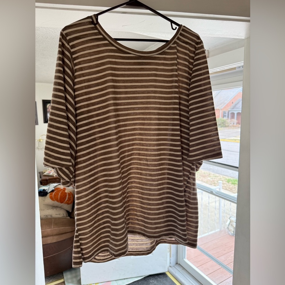 Umgee brown stripper 2x shirt